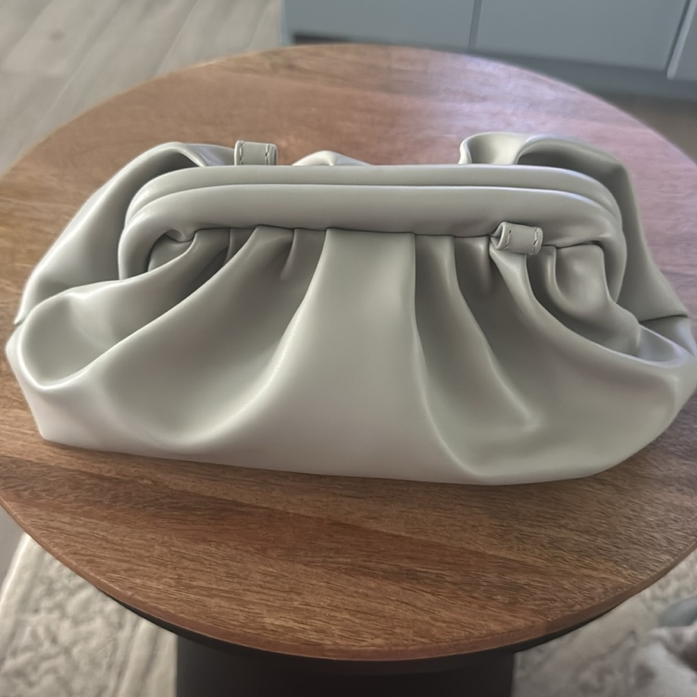 Grey clutch